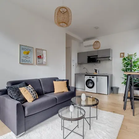 Apartment Chic Et Lumineux, Garage, Wifi, Clim