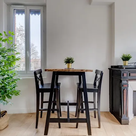 Διαμέρισμα Chic Et Lumineux, Garage, Wifi, Clim *