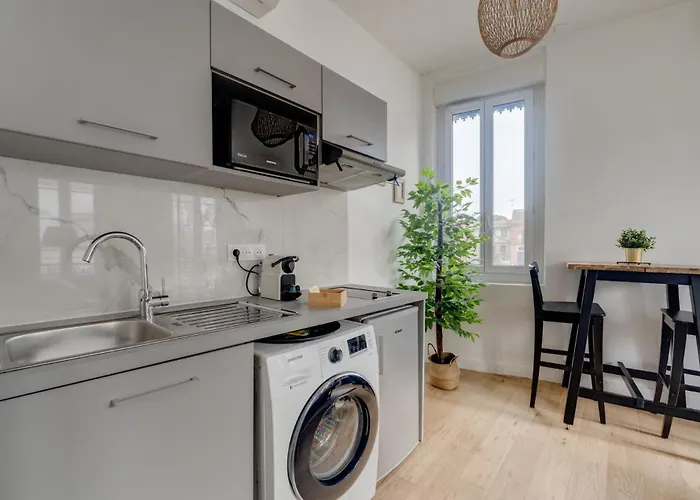 Διαμέρισμα Chic Et Lumineux, Garage, Wifi, Clim