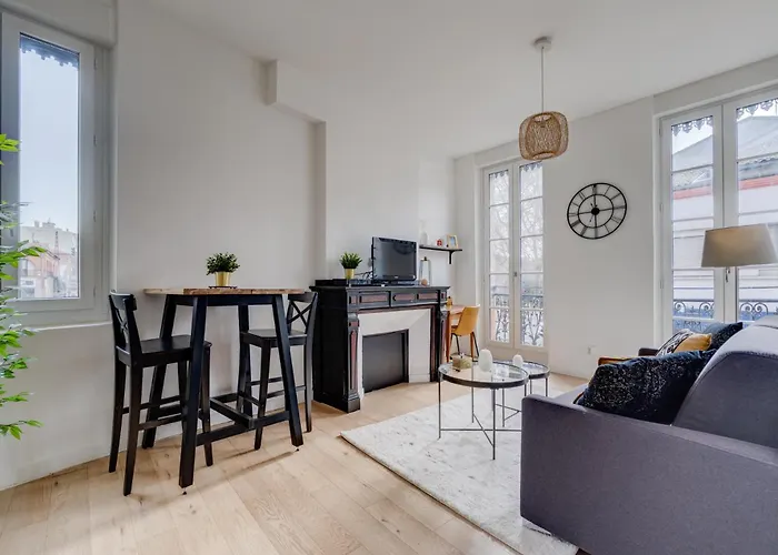 Chic Et Lumineux, Garage, Wifi, Clim Apartment